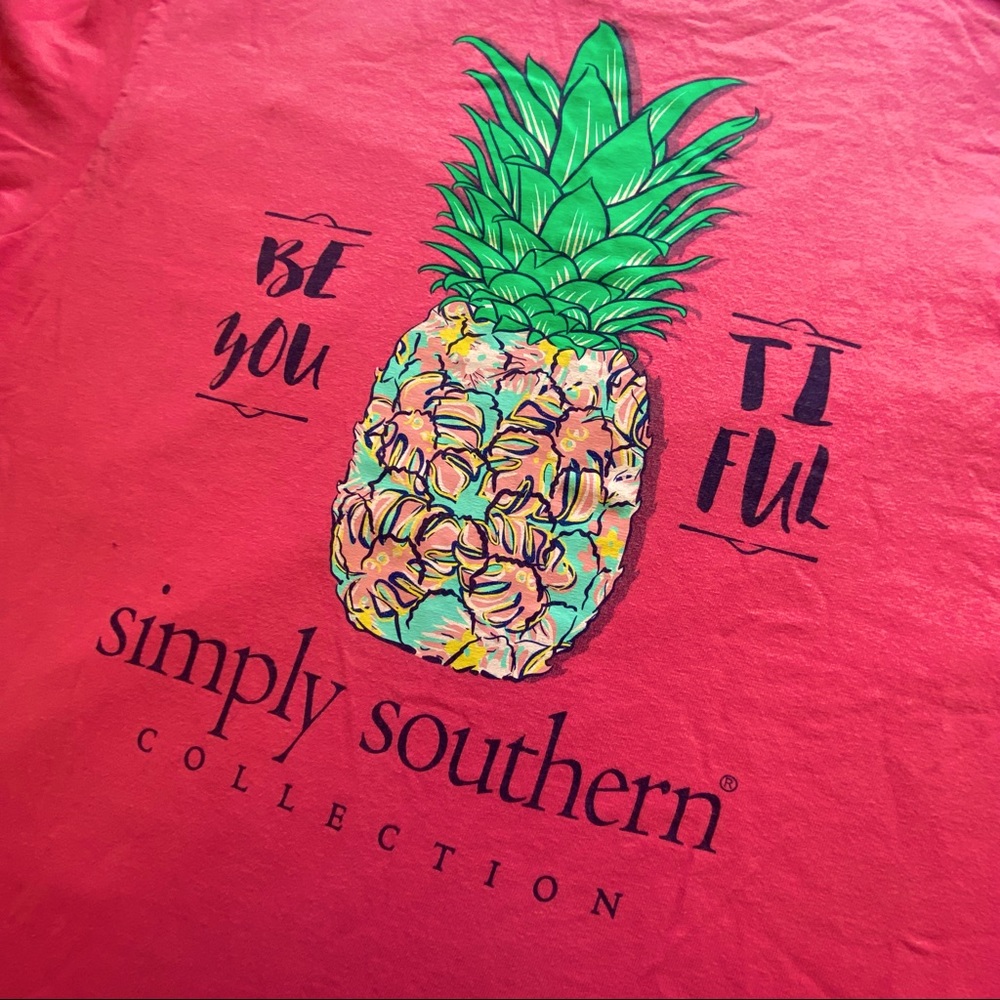 Simply Southern women’s size M pink tee shirt, GUC